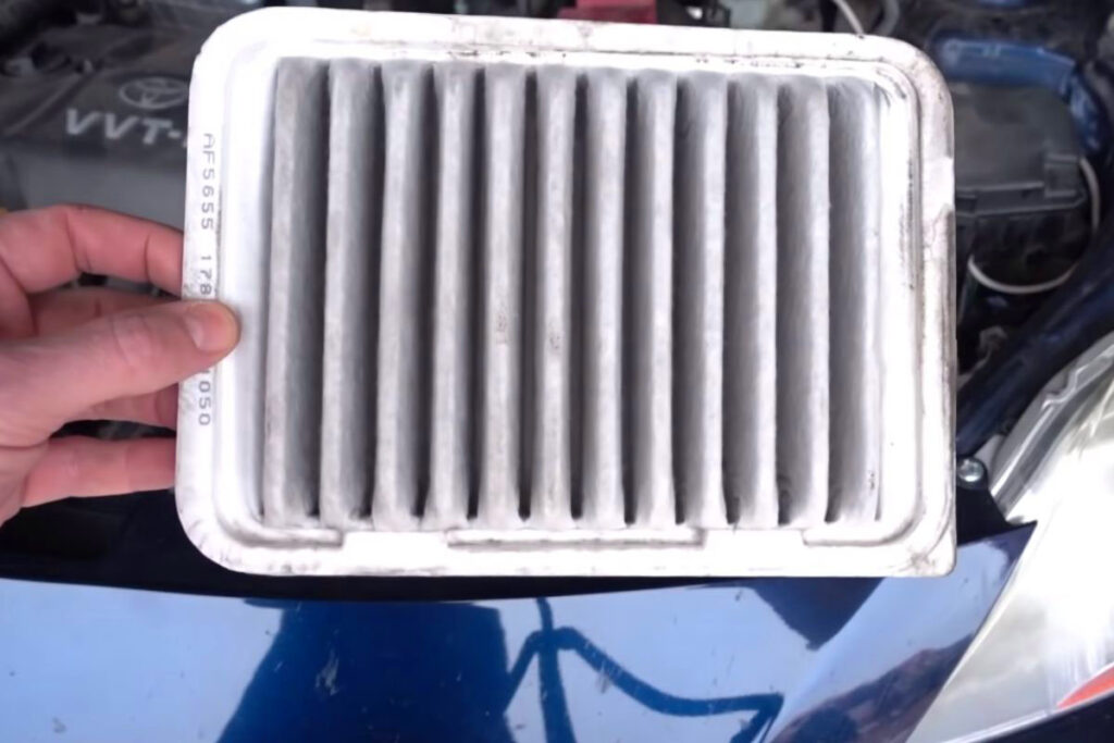 how to tell if car air filter needs replacing