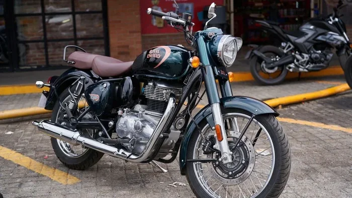 R25 Price in India 2024 Full Review and Cost Details