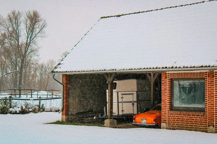 How Snow Provides Extra Support for Portable Garage
